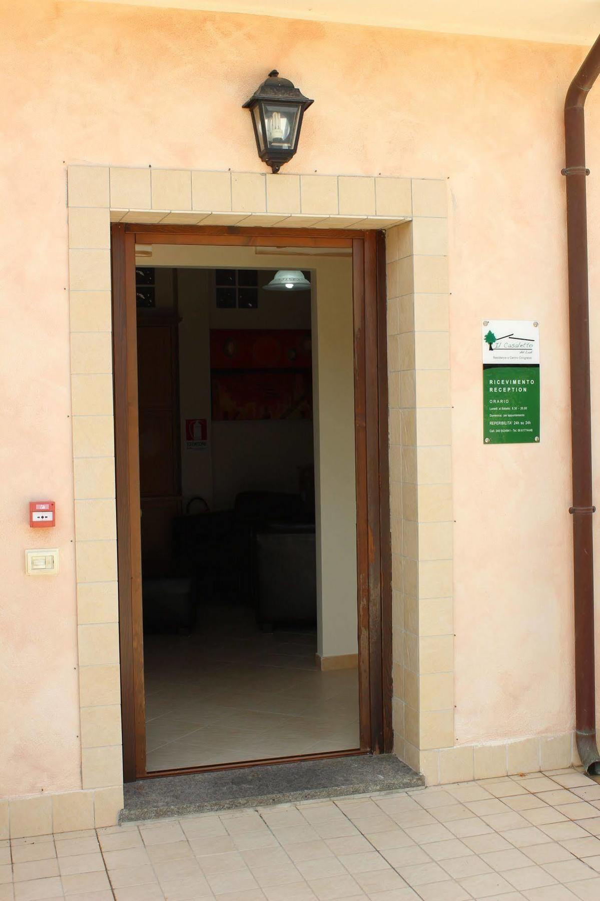 Il Casaletto Dei Ludi Aparthotel Aranova Bagian luar foto
