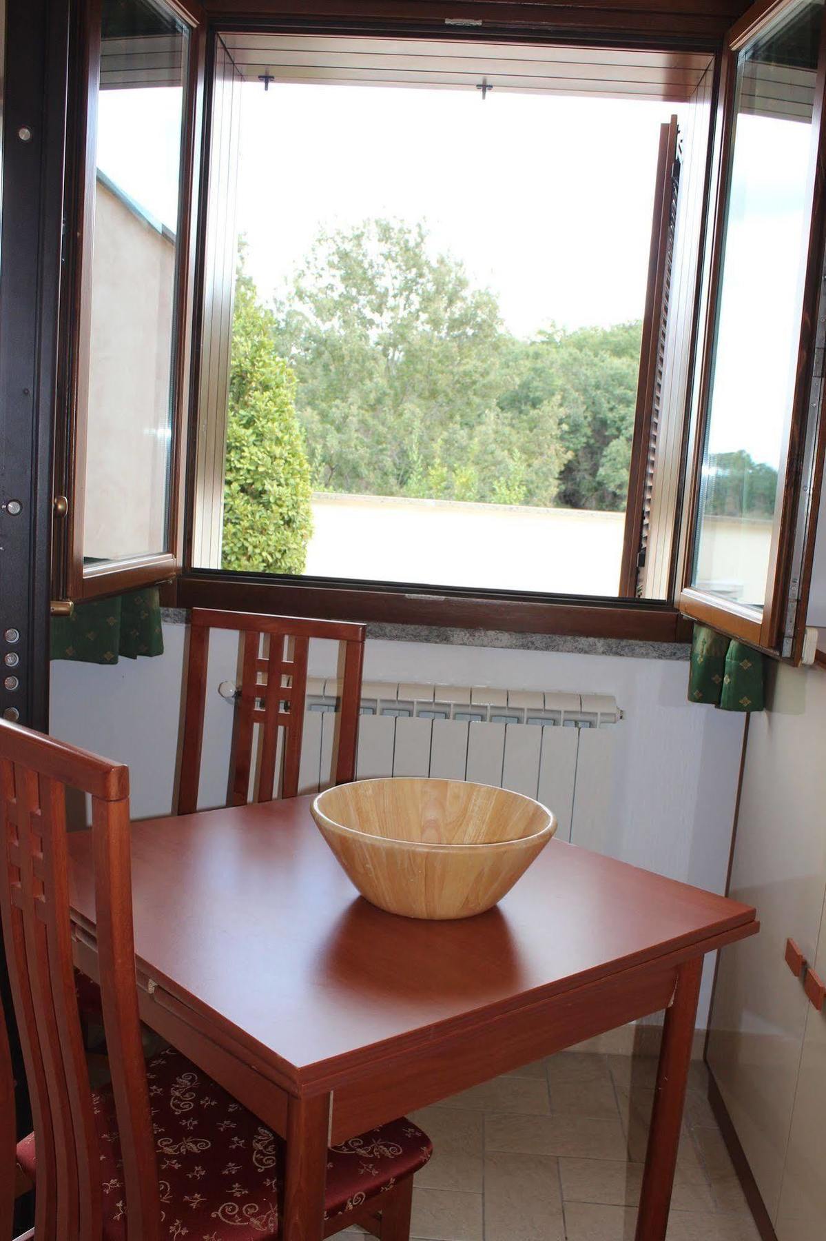 Il Casaletto Dei Ludi Aparthotel Aranova Bagian luar foto